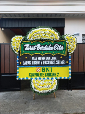 Papan Bunga Duka di Musuk