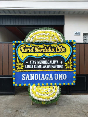 Papan Bunga Duka di Musuk
